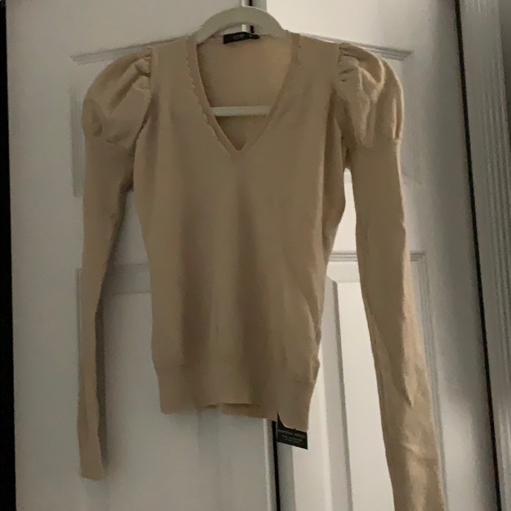 Designer Etro 100% wool knit sweater